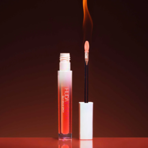 HUDA BEAUTY - Silk Balm Spicy Thermo-Plumping Lip Balm